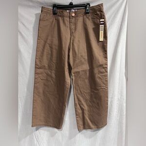 Bill Blass Tan Flat Front Men's Shorts‎